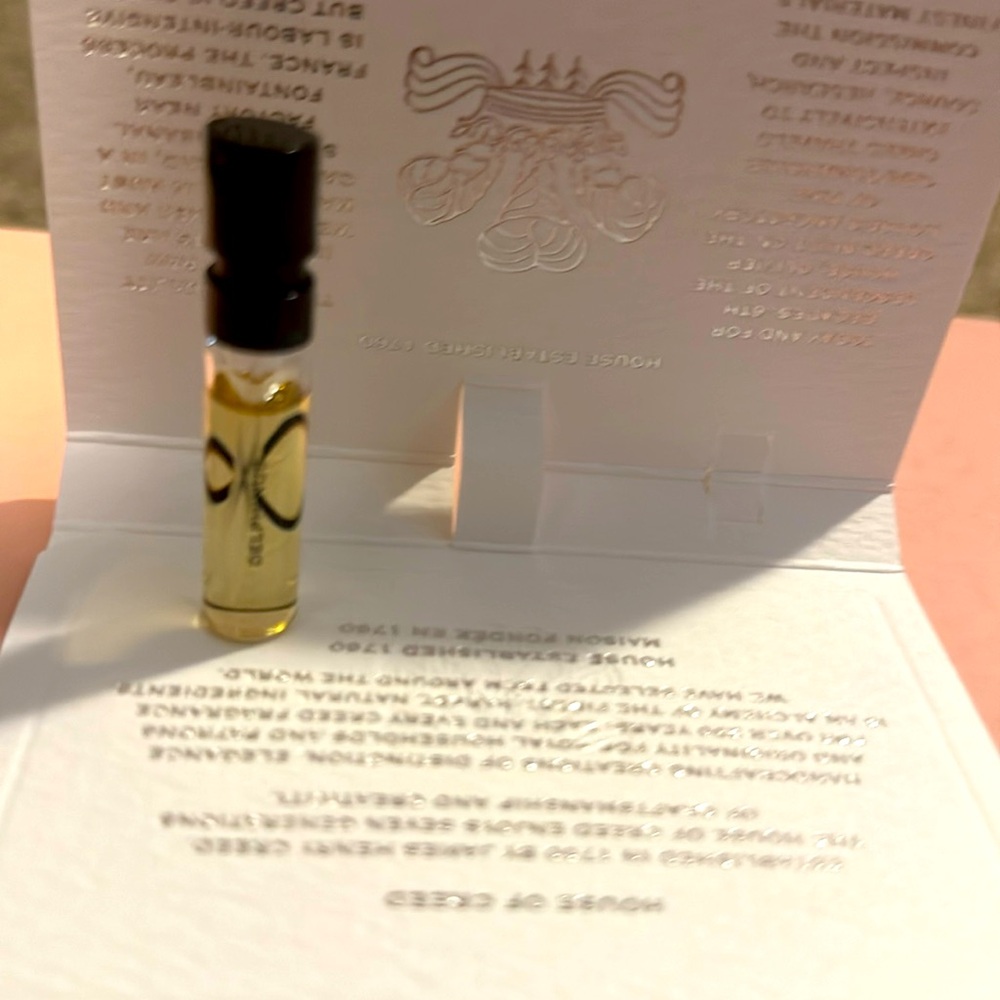 Creed Delphinus sample